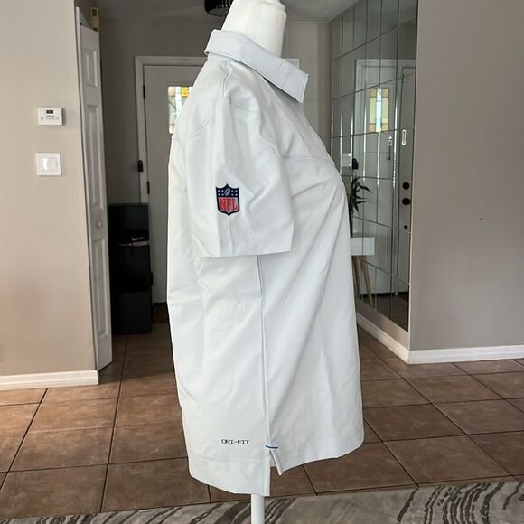 NWOT Carolina Panthers Nike Women’s Polo Shirt - Picture 2 of 10